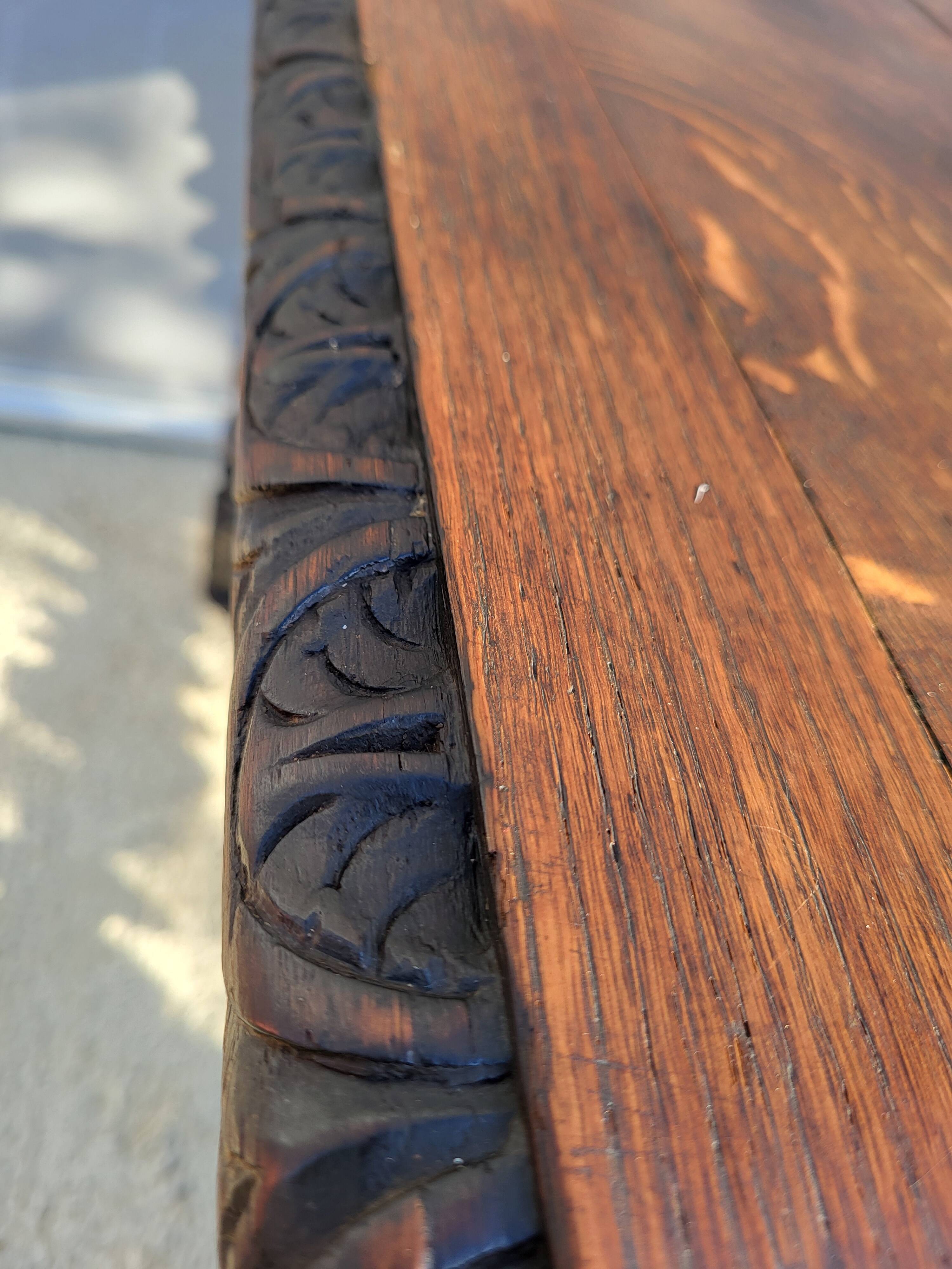 Louis XIII writing desk from the 19th century