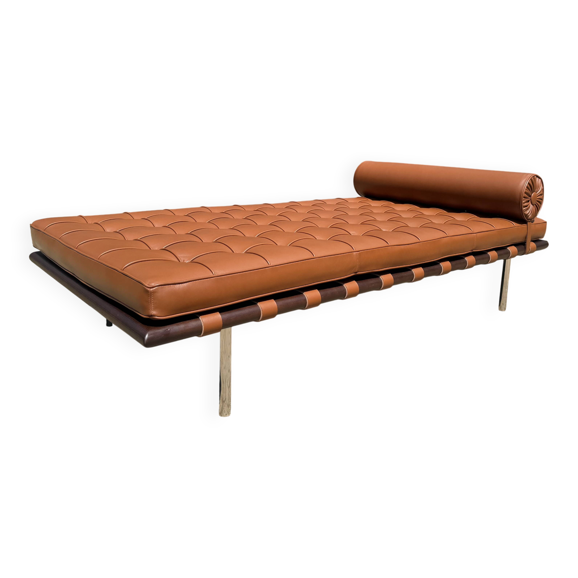Knoll barcelona daybed mies van der rohe in cognac venezia leather, as new
