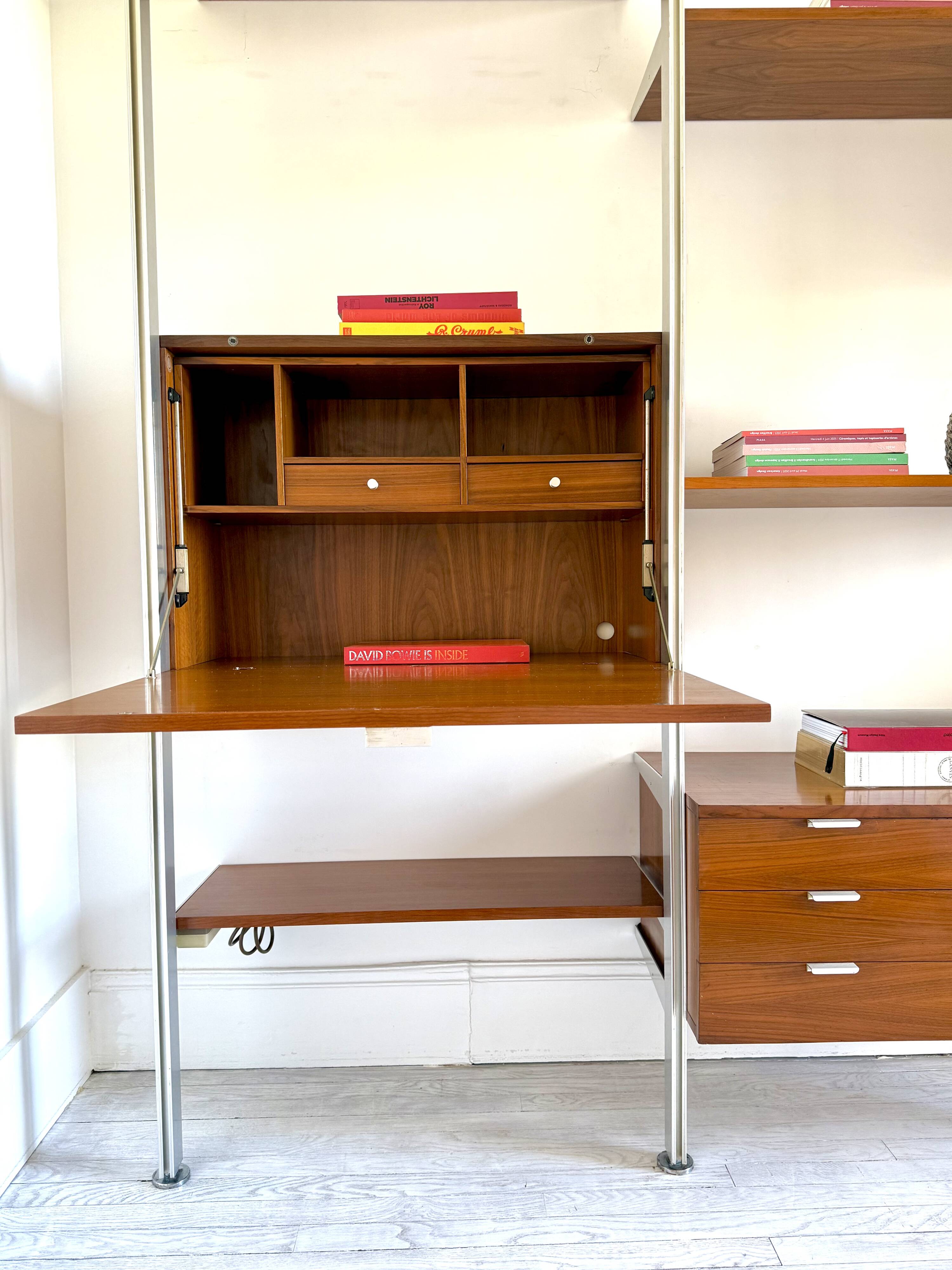 Modular floor library CSS George Nelson by Mobilier International