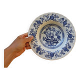 6 Blue Onion Myott meakin plates