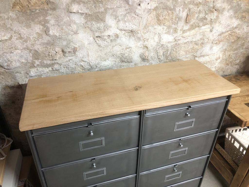 Ronéo industrial 10 flap storage unit with wooden and metal buttons