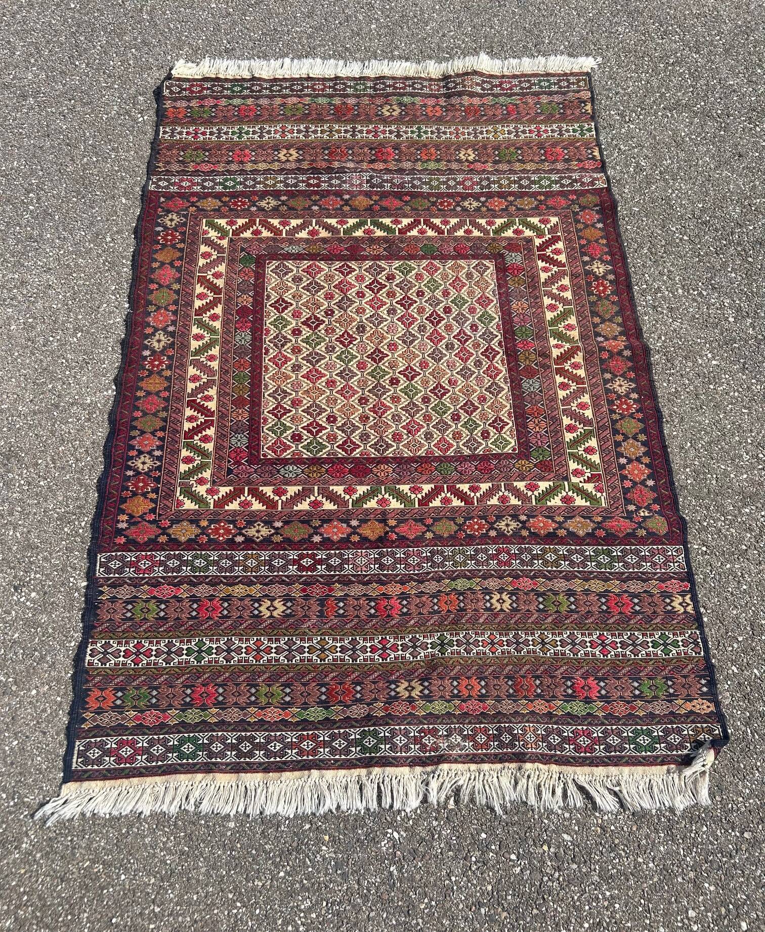 vintage kilim rug