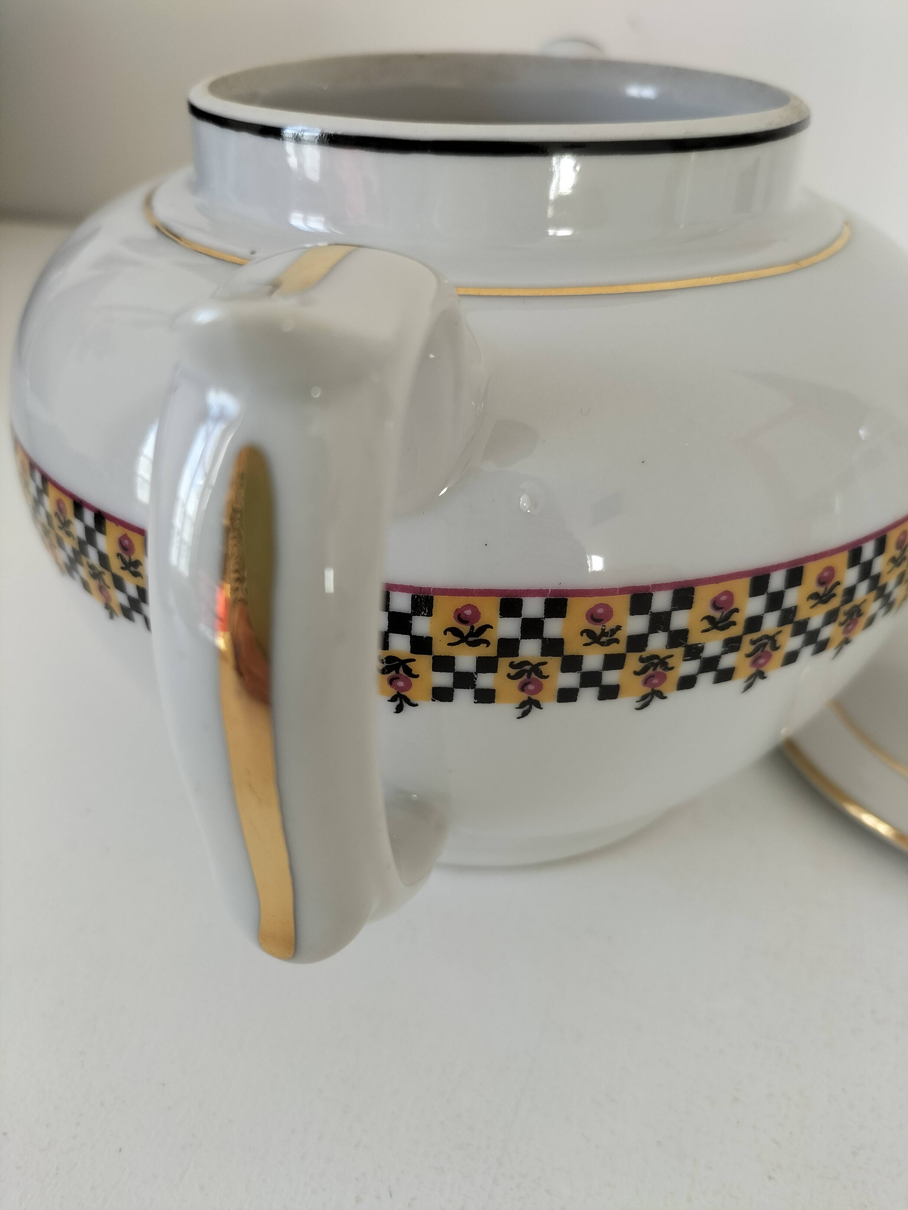 Art Deco filter coffee maker in Limoges porcelain by Balleroy Frères