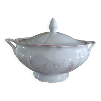 Soupière en porcelaine de Sologne