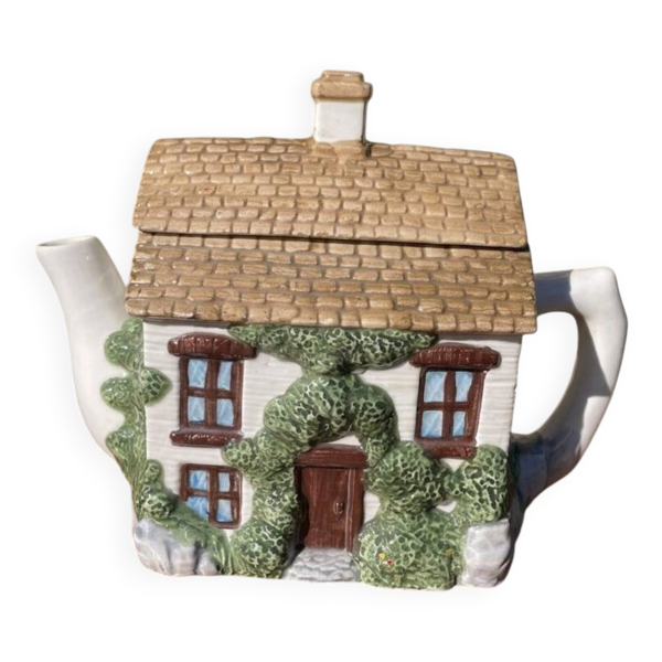 Théière barbotine cottage anglais