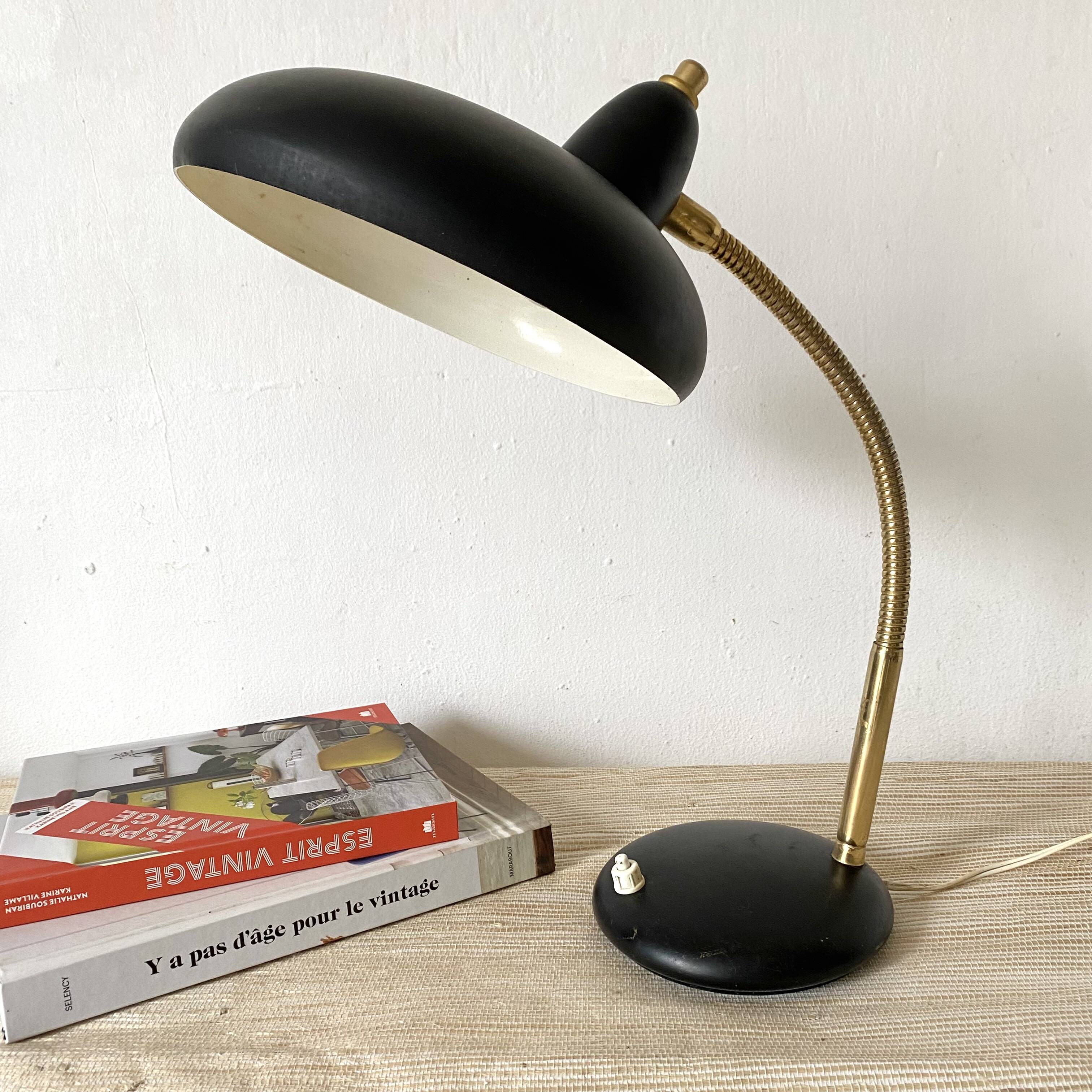 Flexible desk lamp from the 50s and 60s
