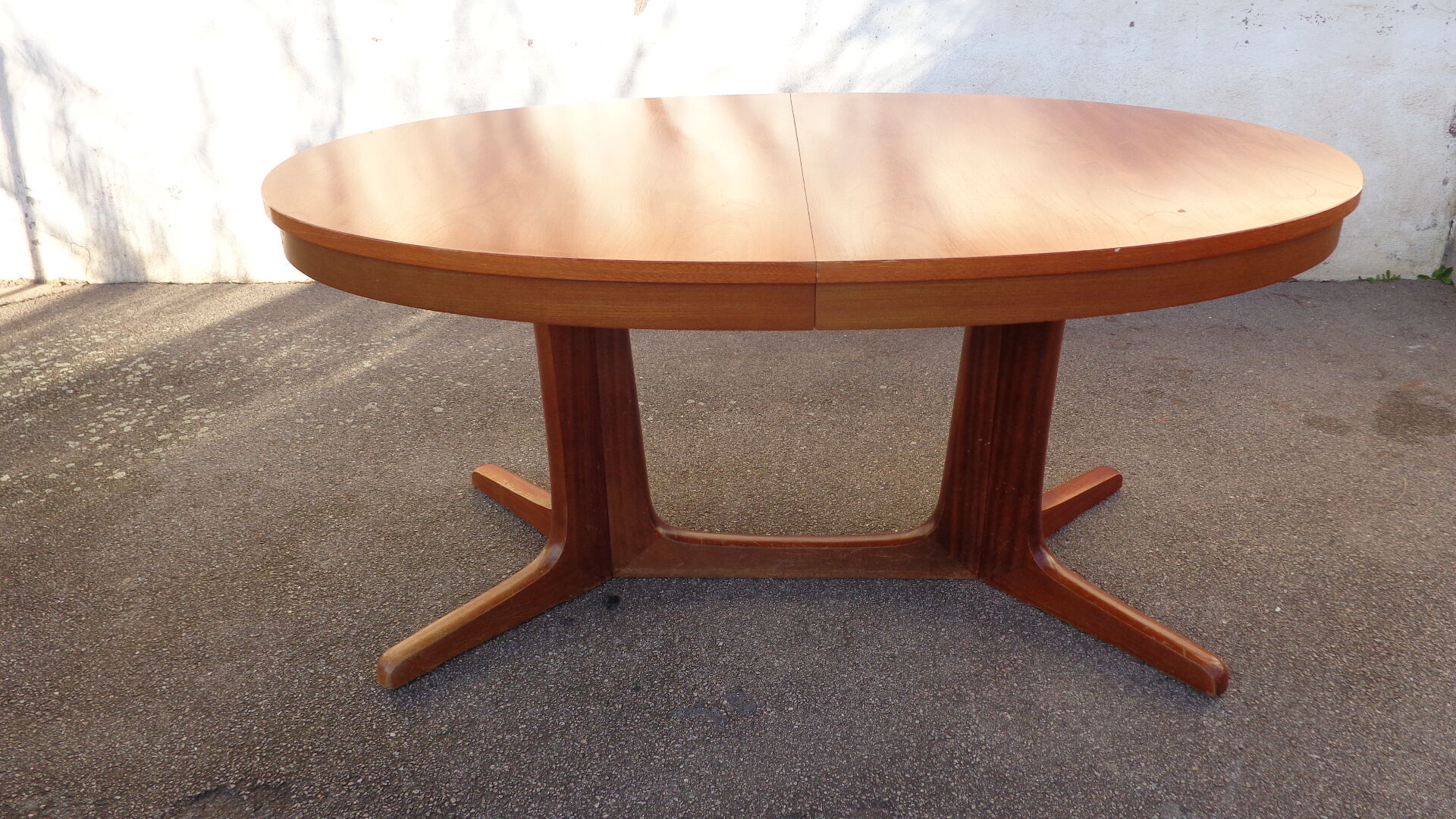 Expandable Baumann Table