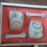 Téléphone jouet vintage