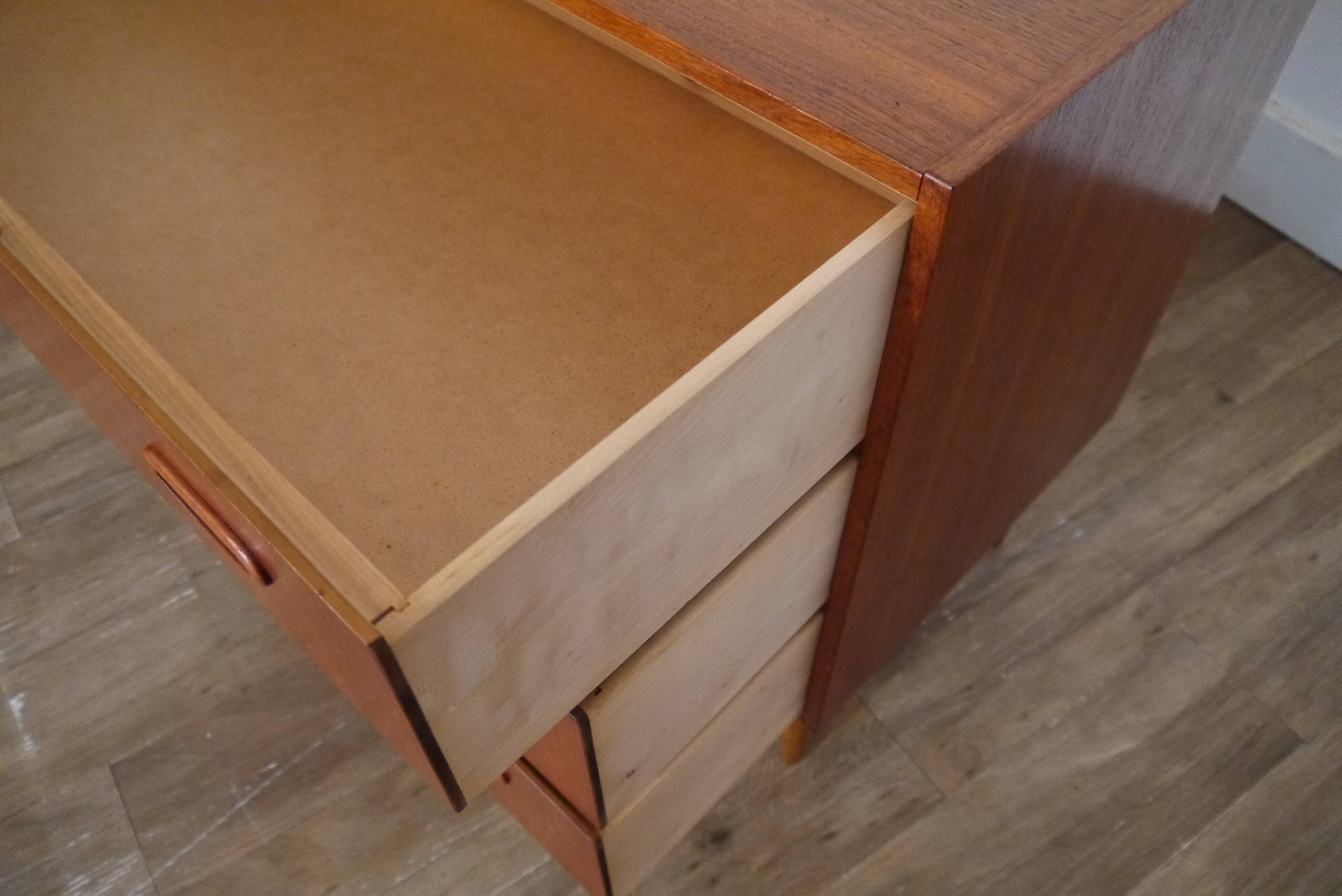 Commode danoise en teck 1960