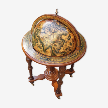 Vintage globe bar