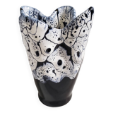 Ceramic vase called Fat Lava