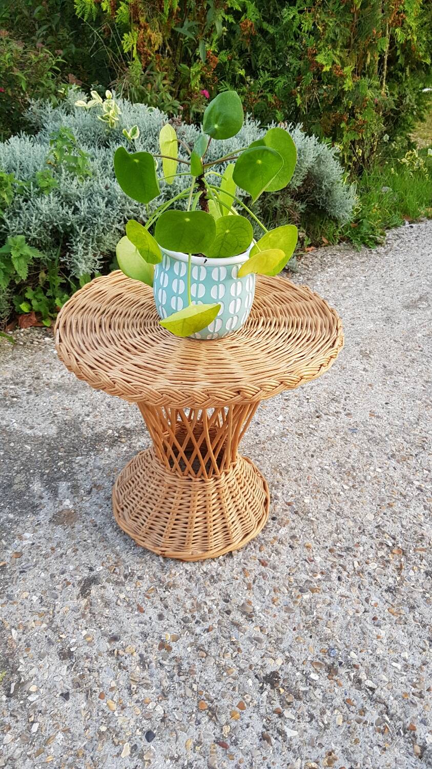 Vintage woven wicker diabolo coffee table