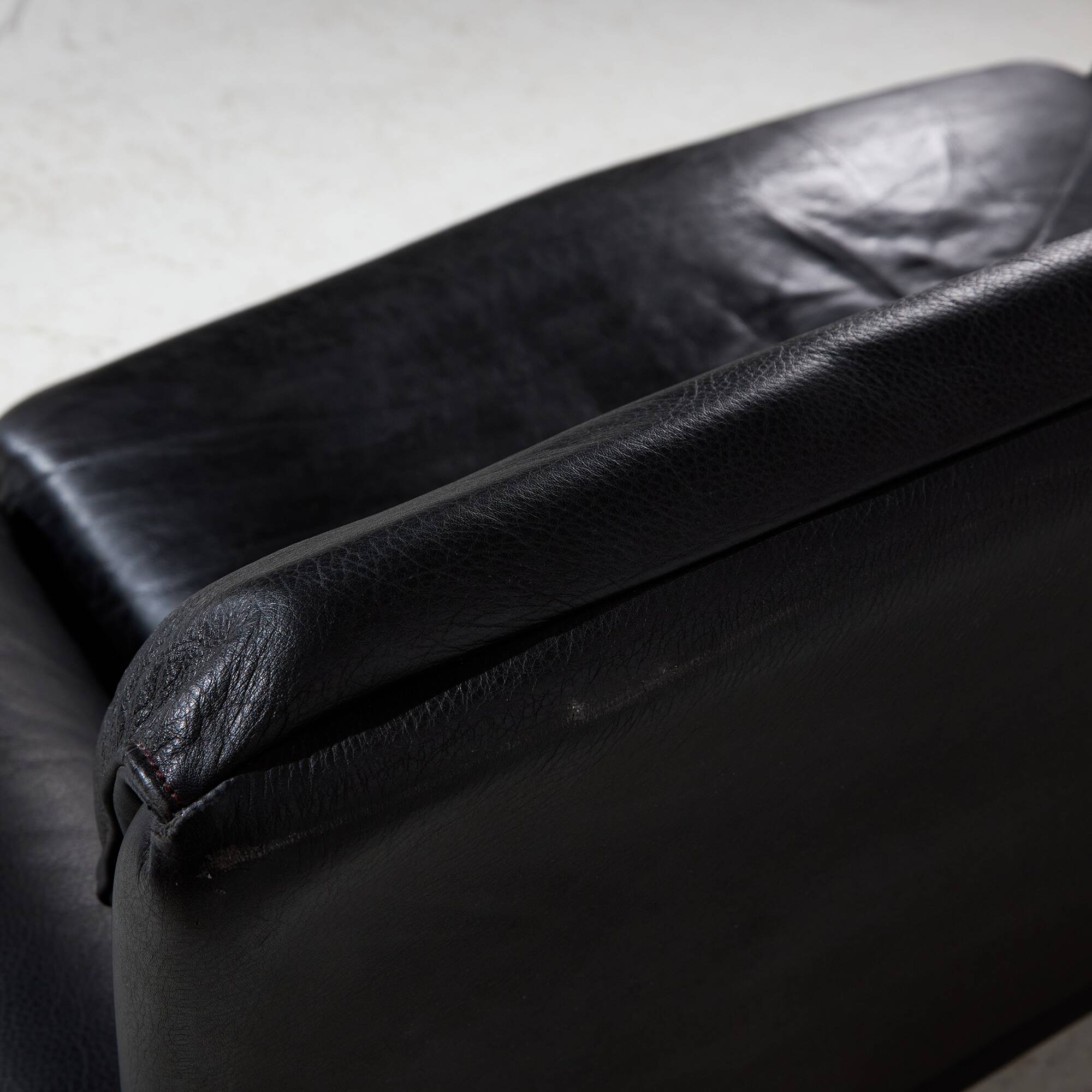 DS 2011 Leather Sofa by de Sede for de Sede, 1970s (MK10612)