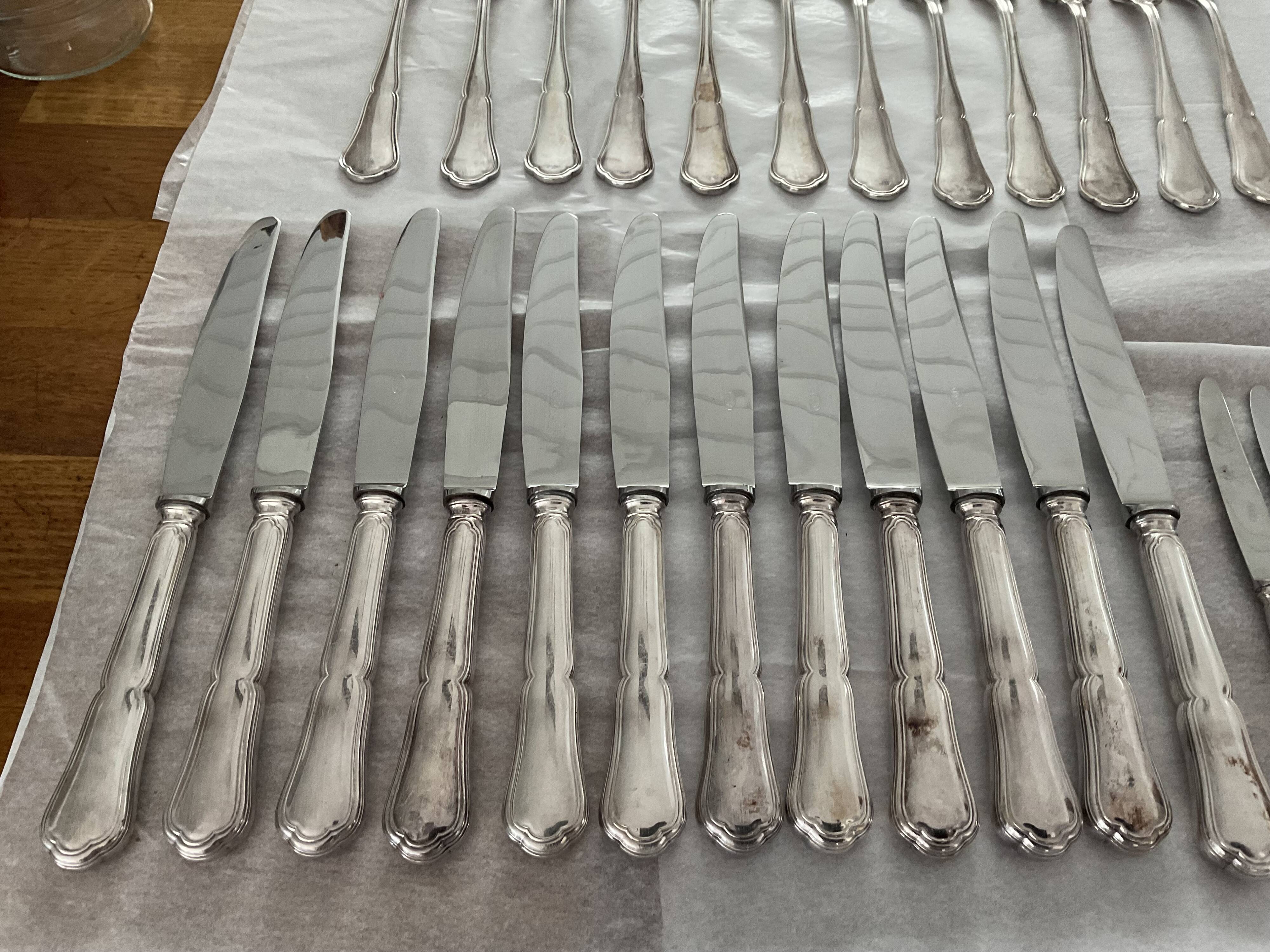 Set 72 couverts .métal argenté . vintage
