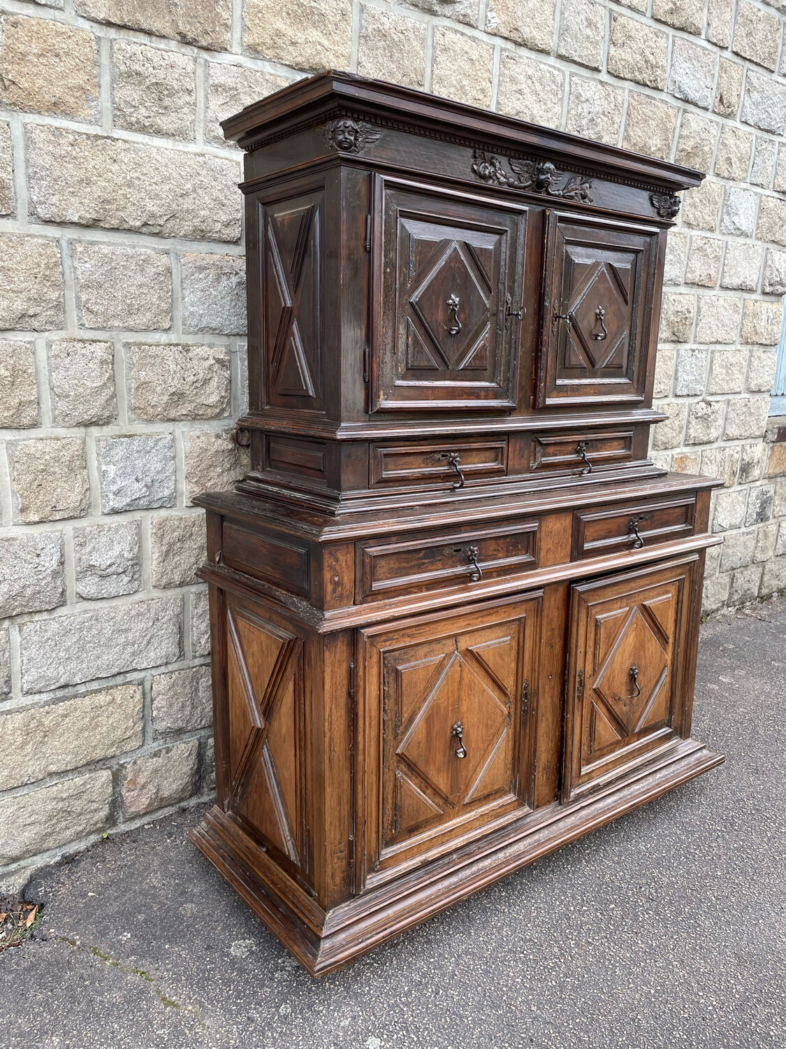 Buffet d'époque Louis XIII  du 18ème siècle