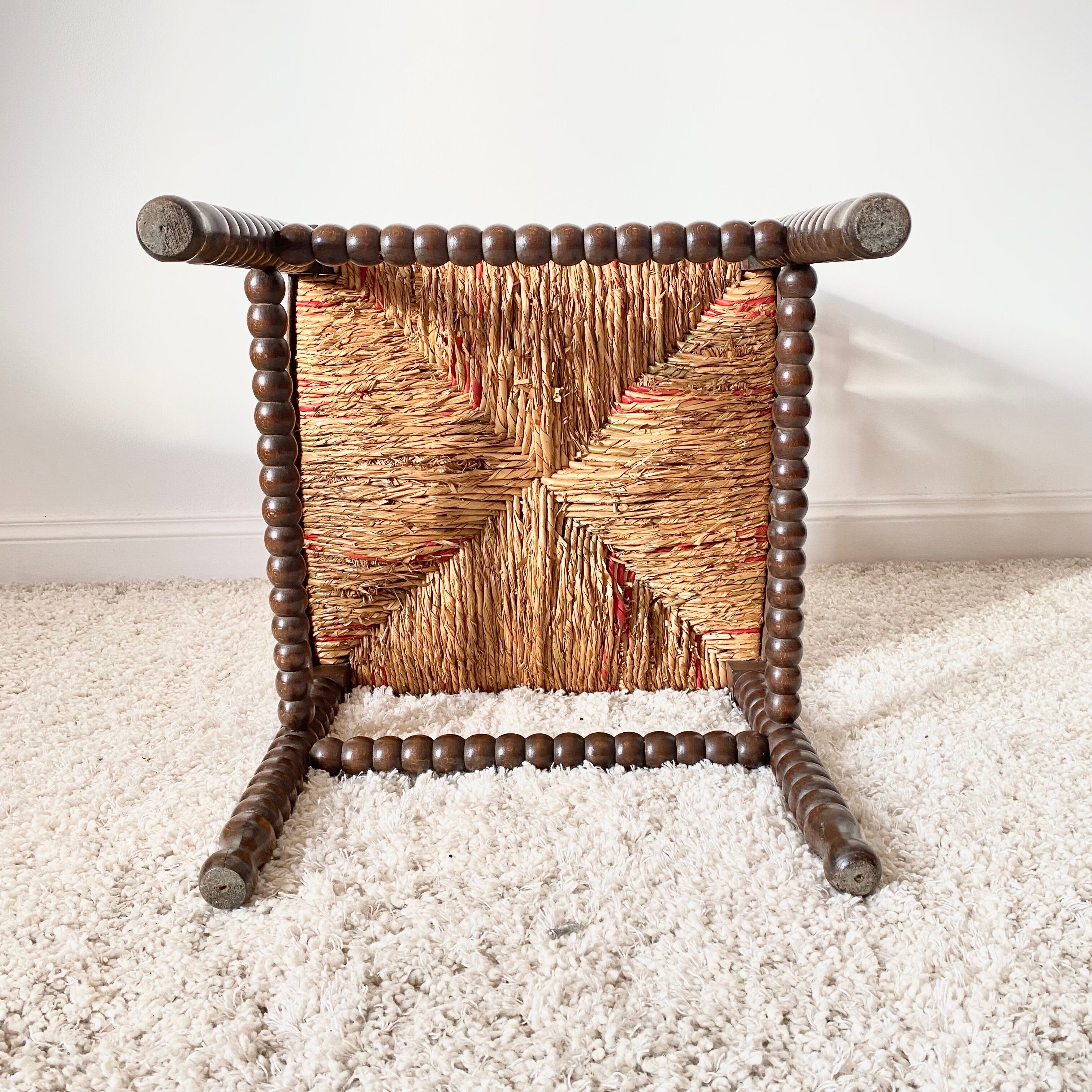 Vintage corner chair in turned oak and straw