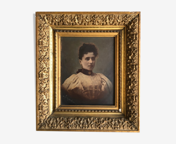 Portrait de jeune femme