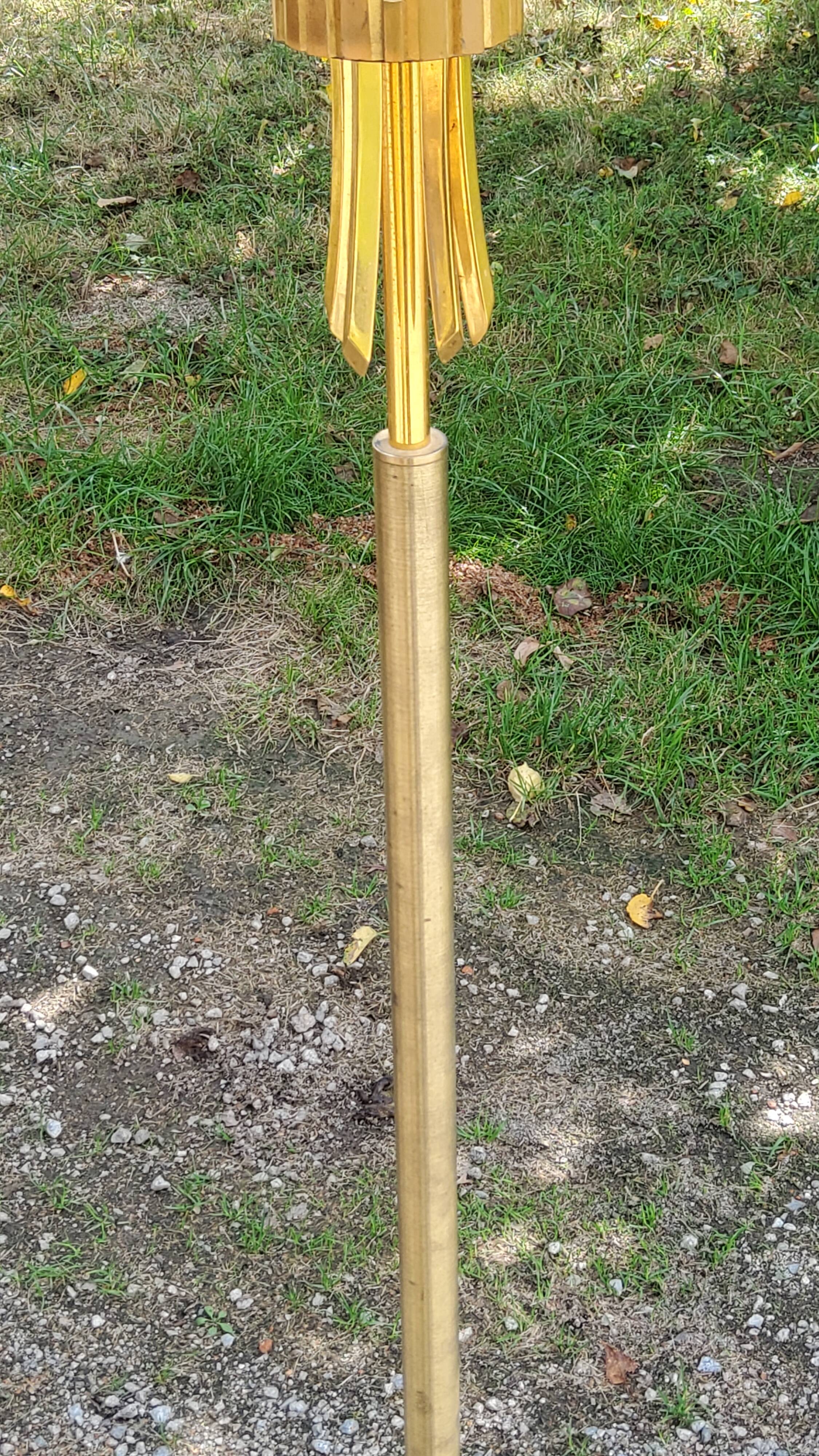 Vintage floor lamp in gilded brass with 5 glass tulips from the 50s