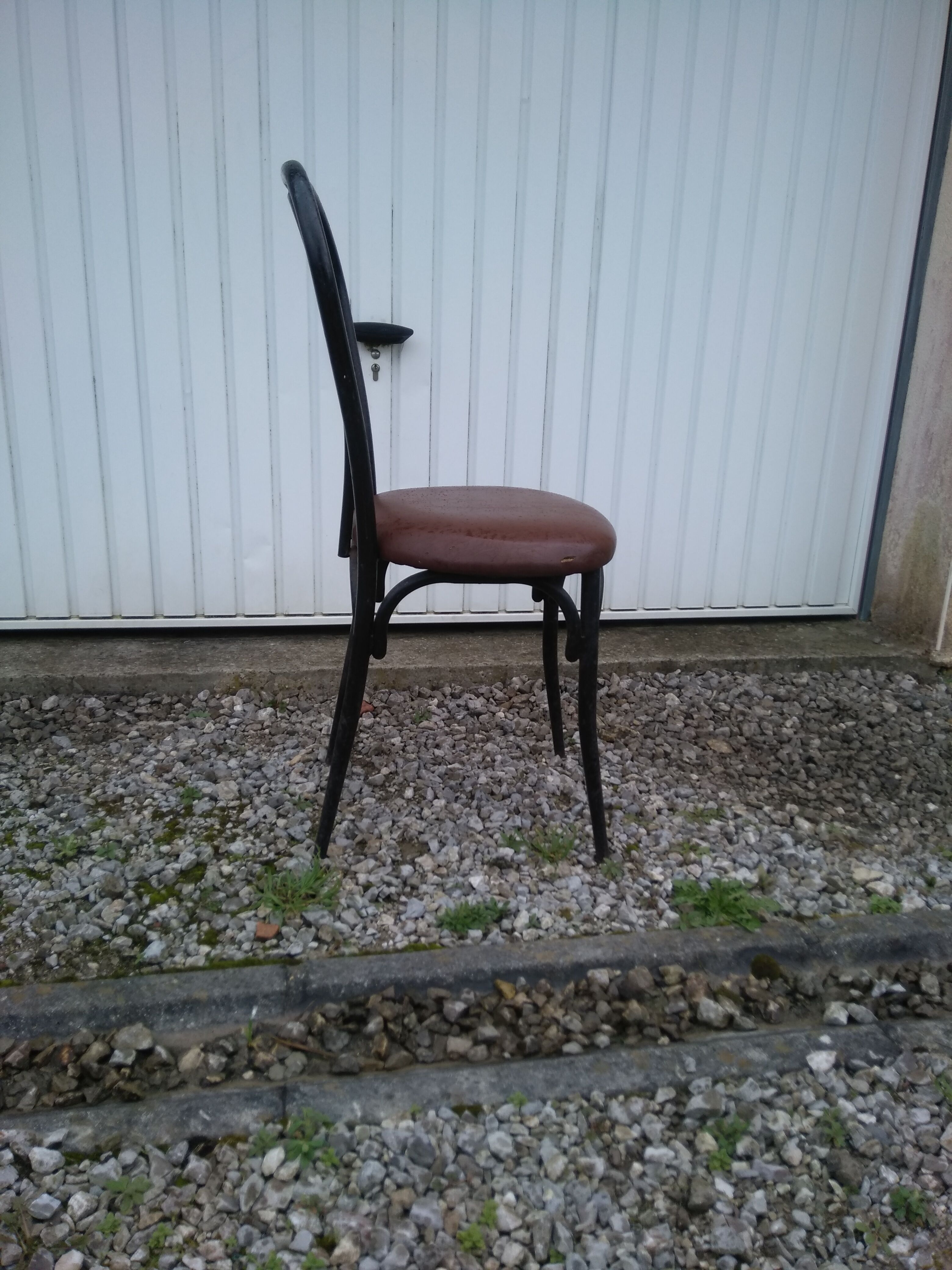 Set de 3 chaises bistrot fer et skaï