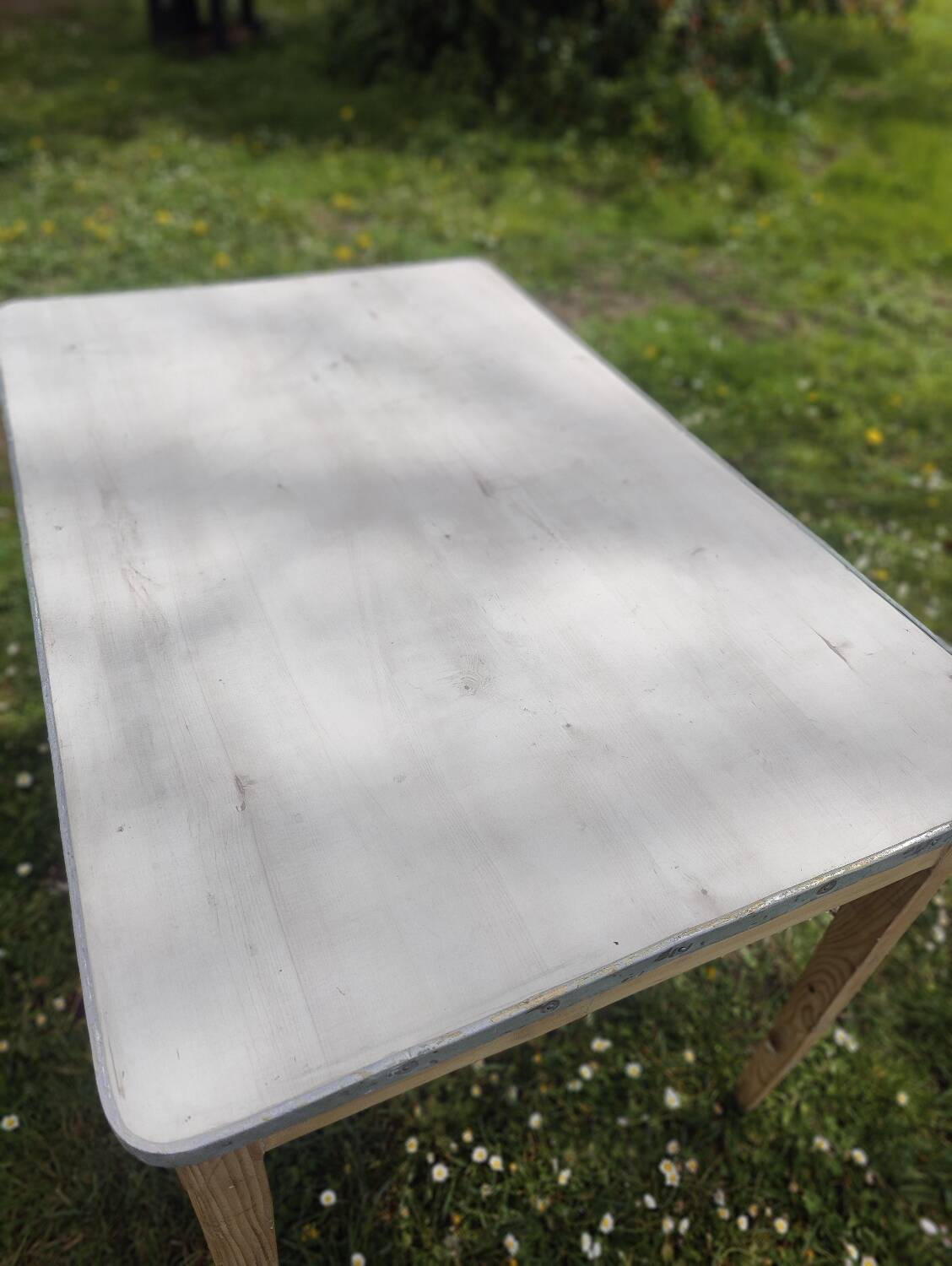 1950s kitchen table