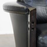 Fauteuil design en cuir noir de Giorgetti