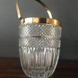 Bucket has golden ice val saint Lambert