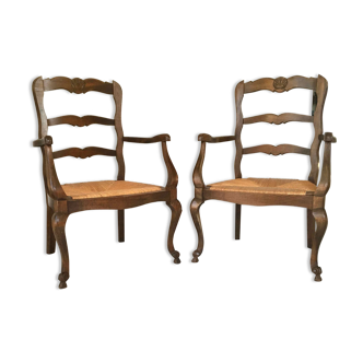 Paire de fauteuils paillés provençaux style Louis XV