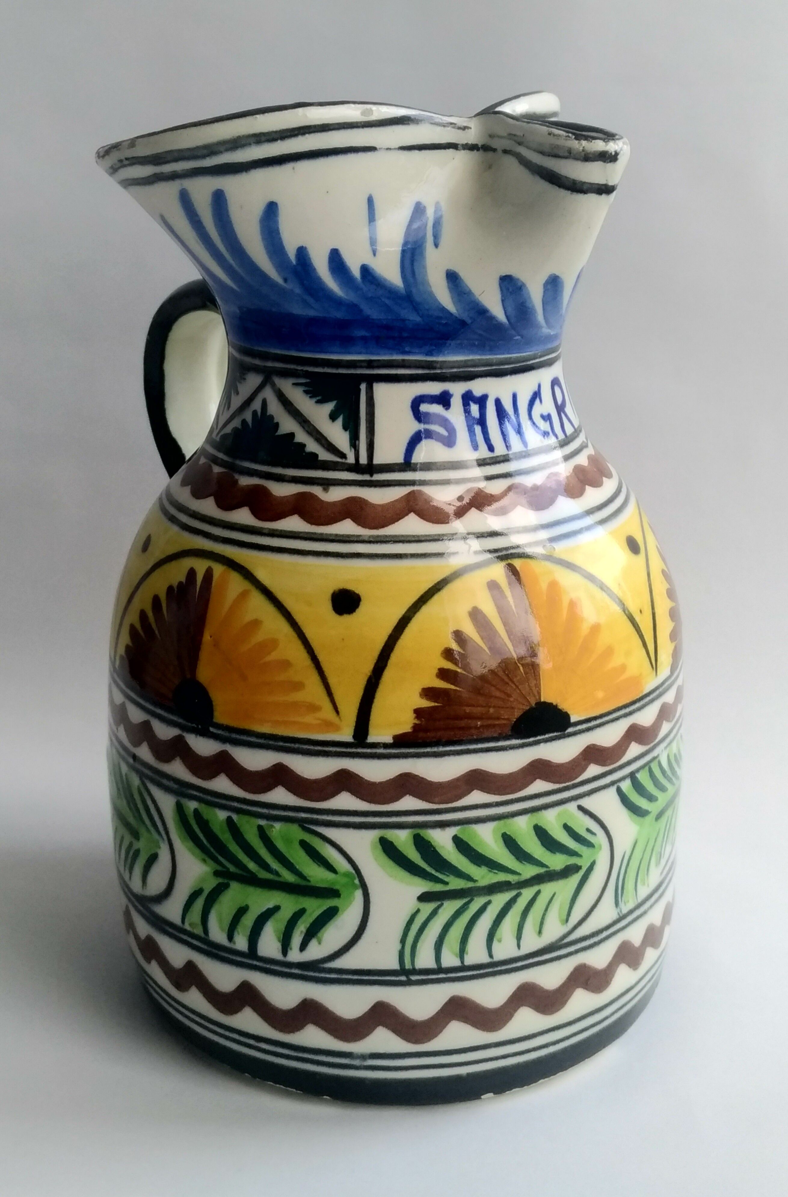 Colorful Sangria pitcher - Vintage