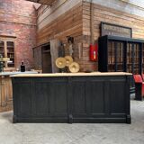 Early 20th century bar counter