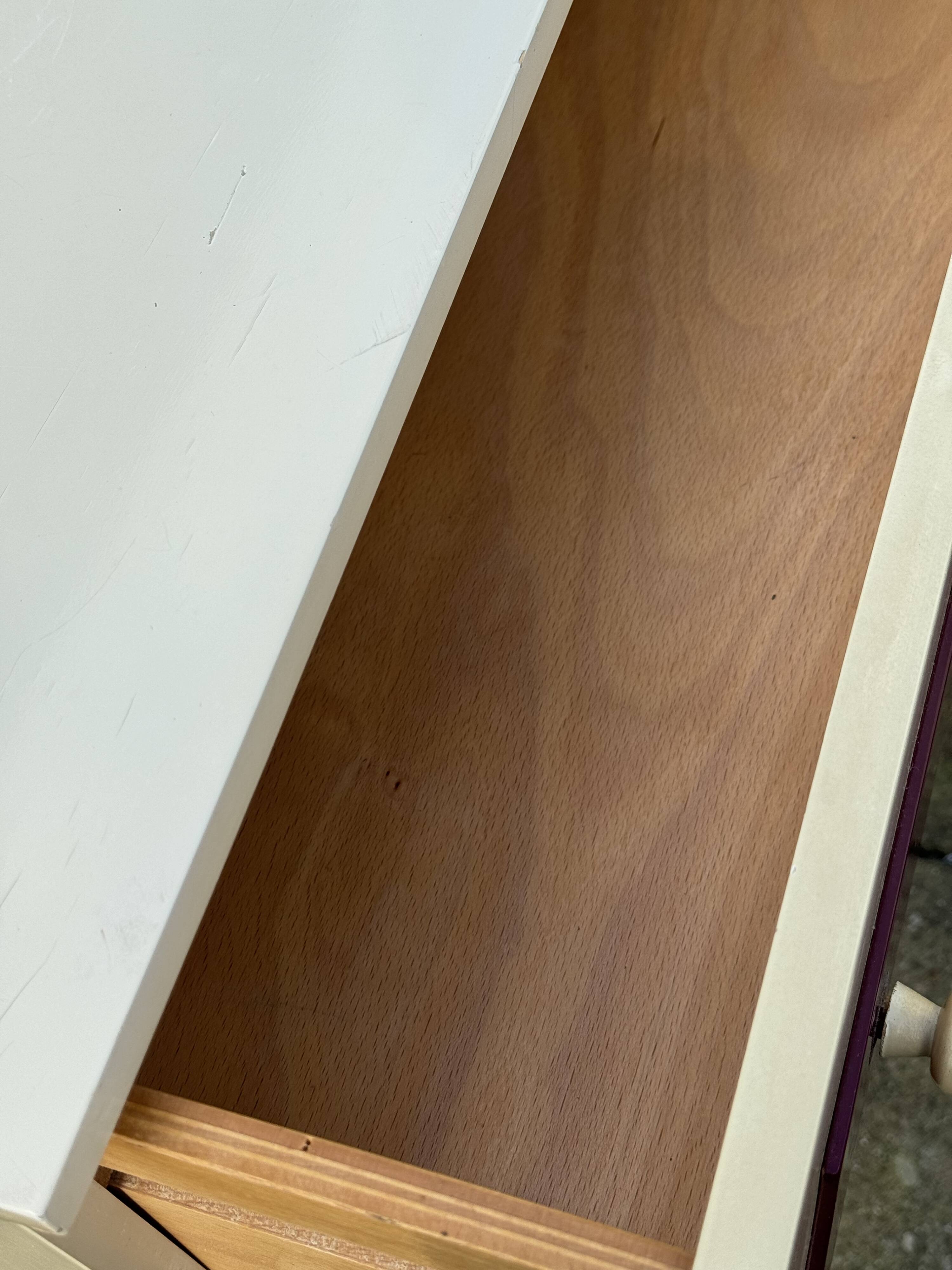 Vintage chest of drawers