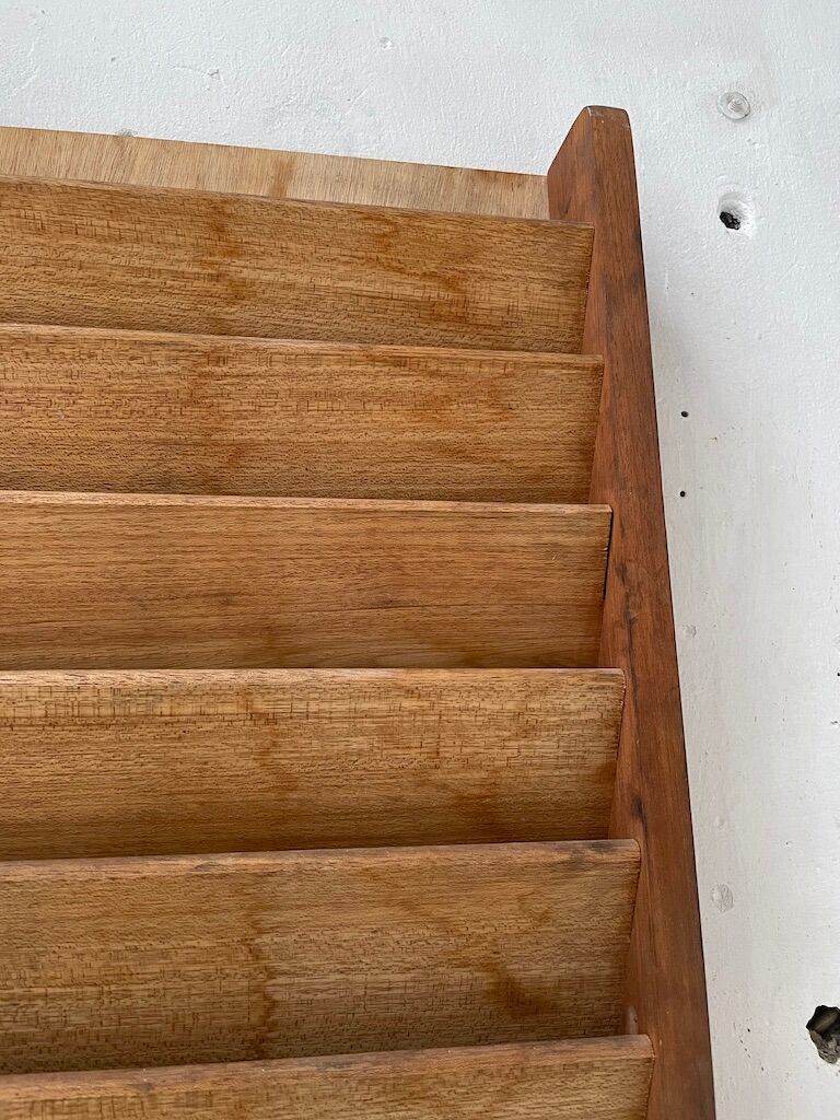 Oak wall magazine door