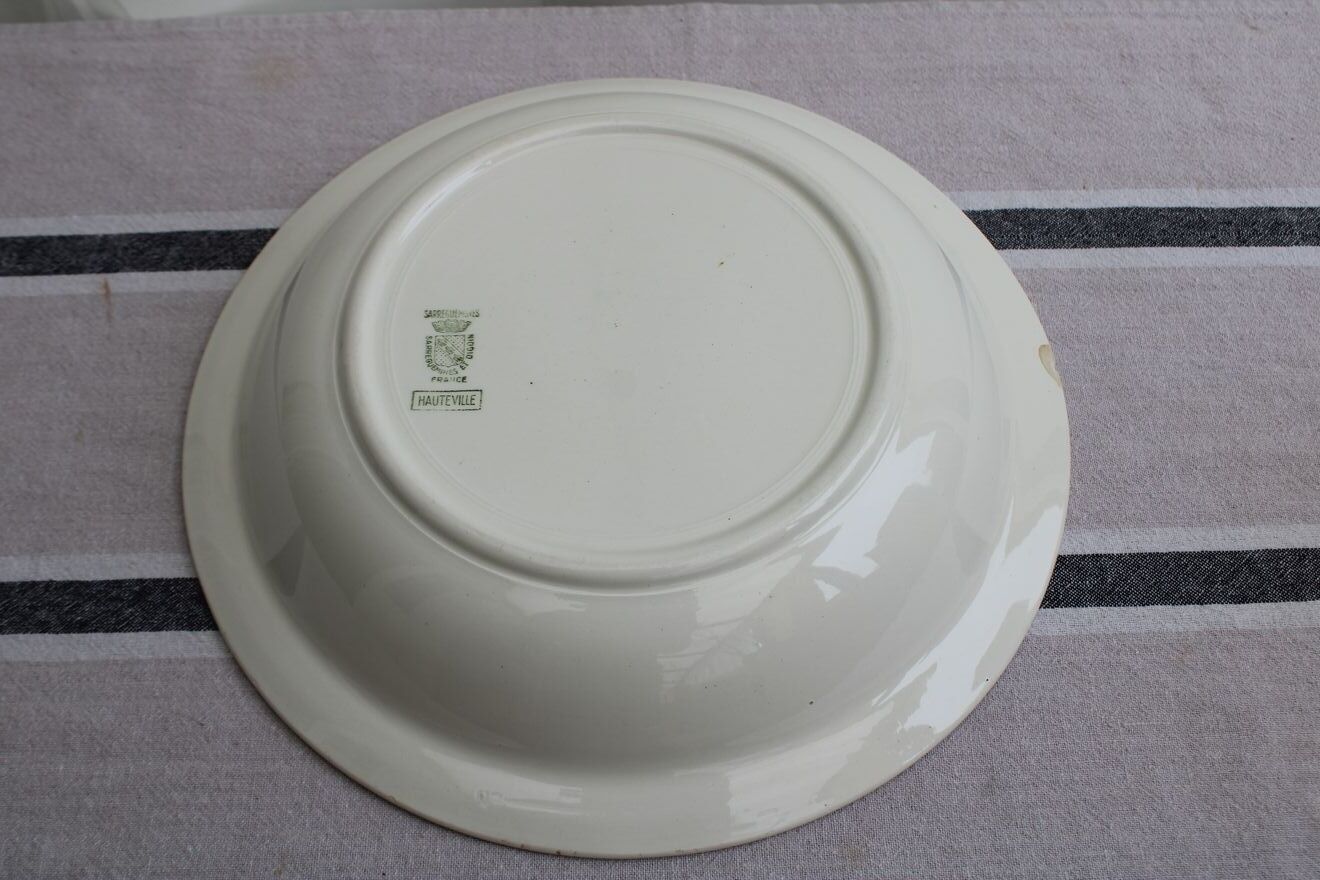 Old dish Sarreguemines