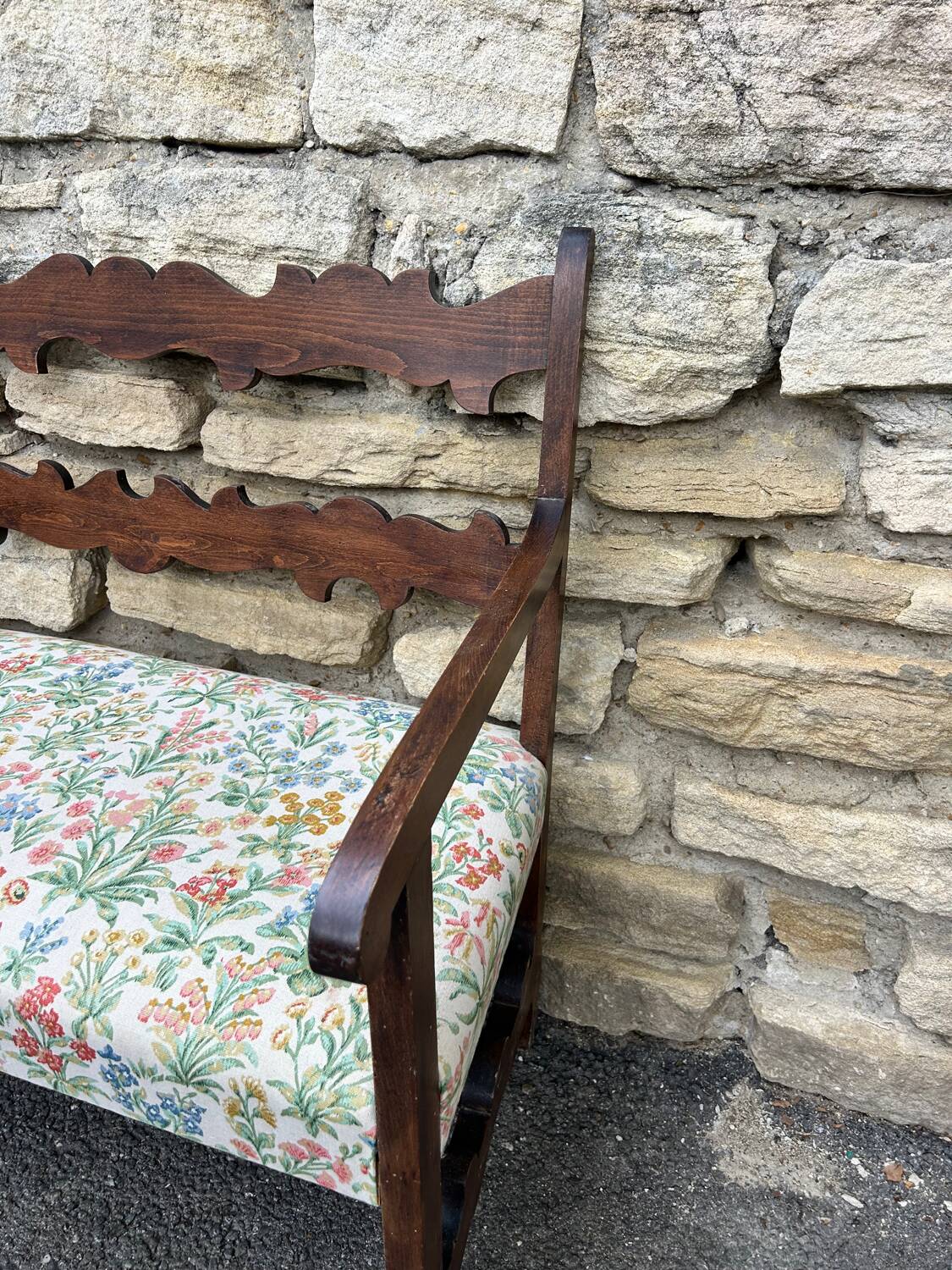 Provençal bench in solid wood and floral fabric