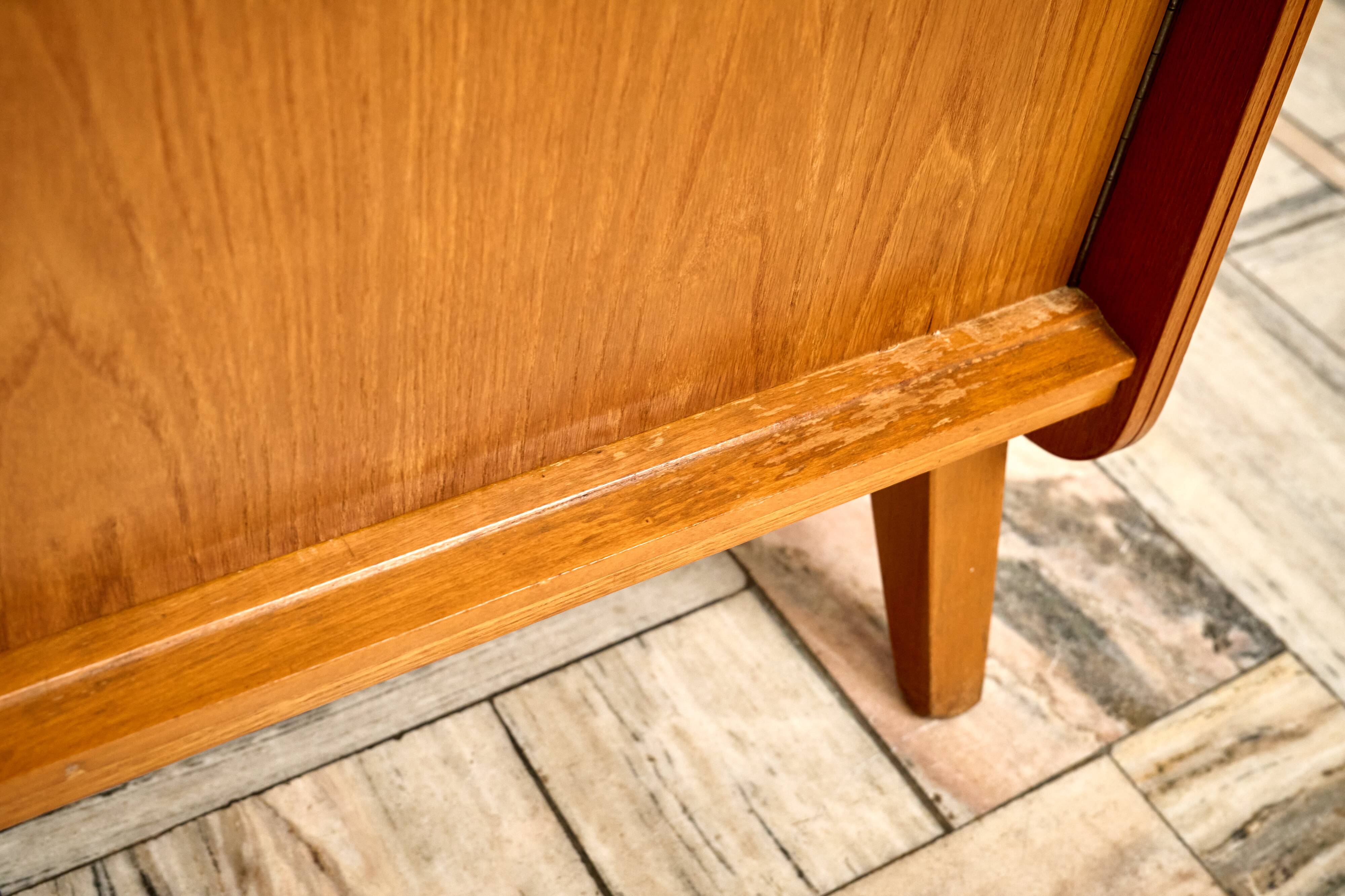 Bibliothèque / Vitrine vintage TATRA, années 1960, Tchécoslovaquie