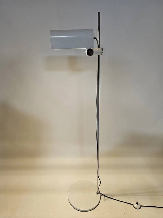 Lampadaire en métal blanc par Braun Feldweg pour Doria Leuchten, années 60