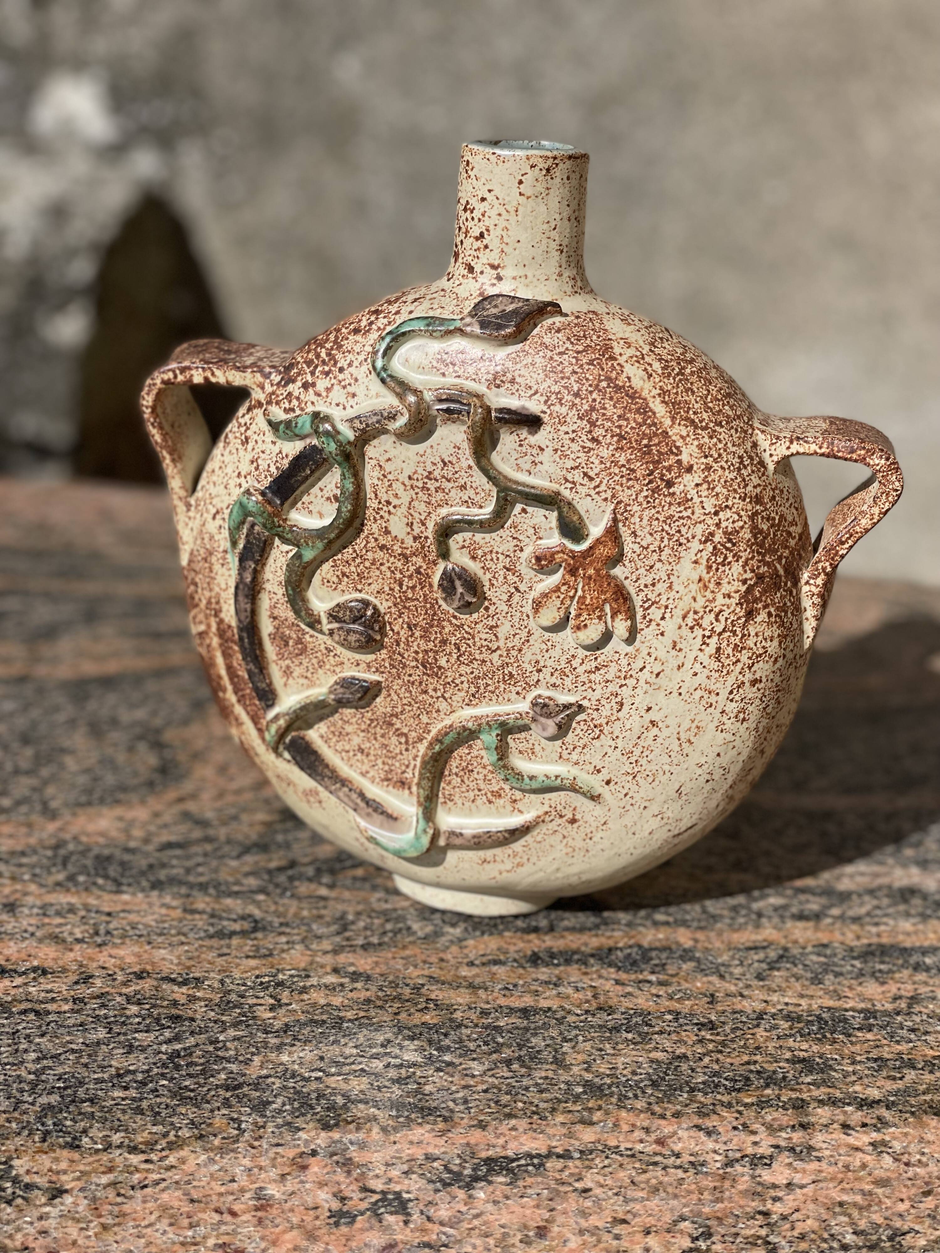 Flat gourd-shaped vase