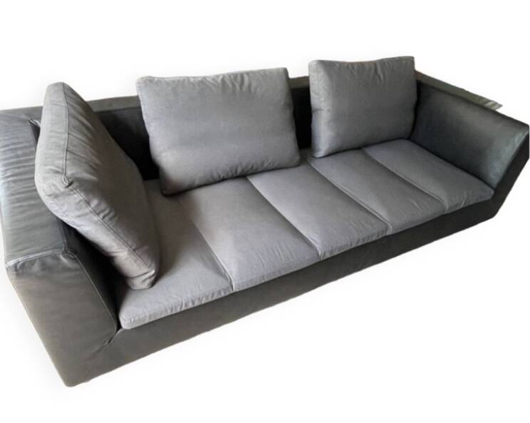 “Feng” gray leather sofa by Didier Gomez for Ligne roset