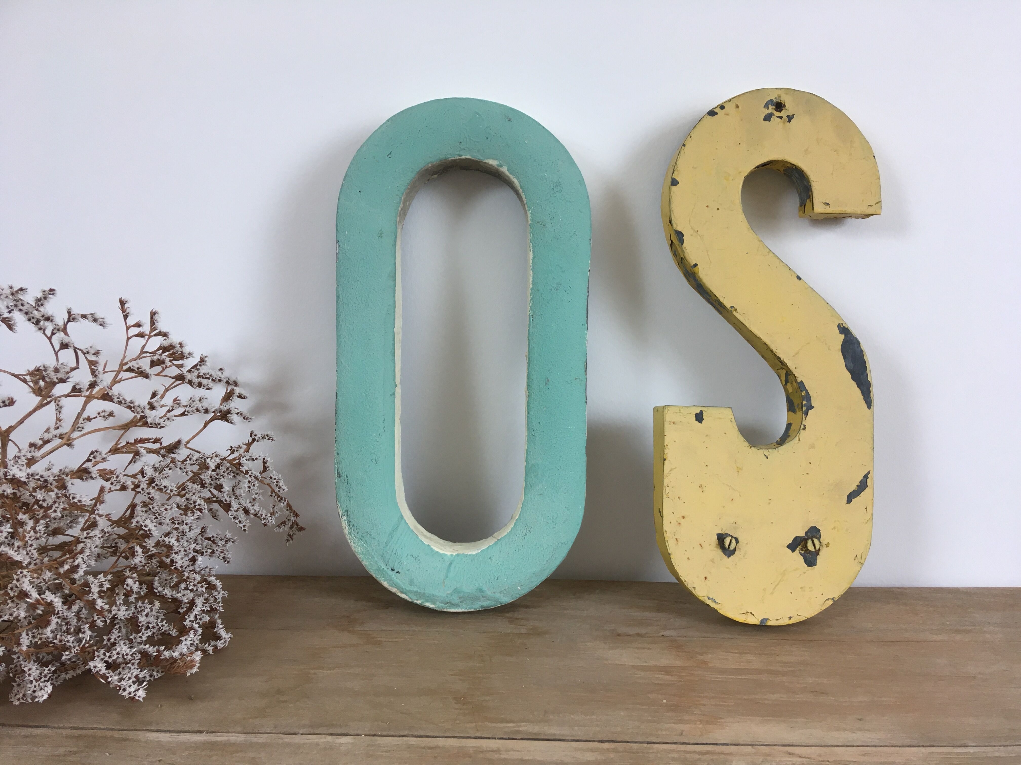 Vintage yellow sign letter S