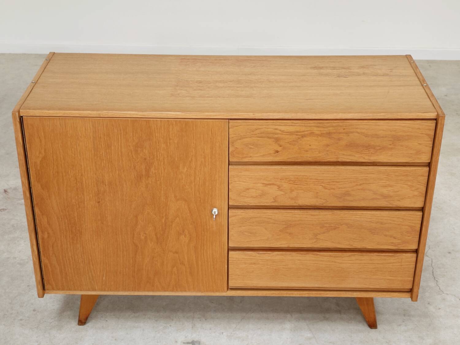 U-458 oak sideboard by Jiri Jiroutek for Interier Praha 1960