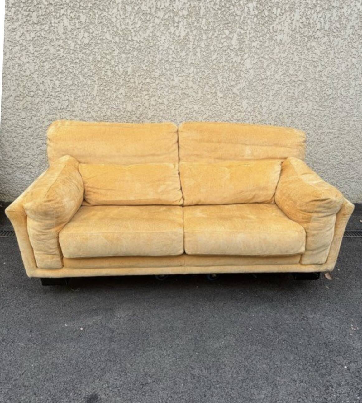 Roche Bobois 2-3 seater convertible sofa bed in velvet fabric