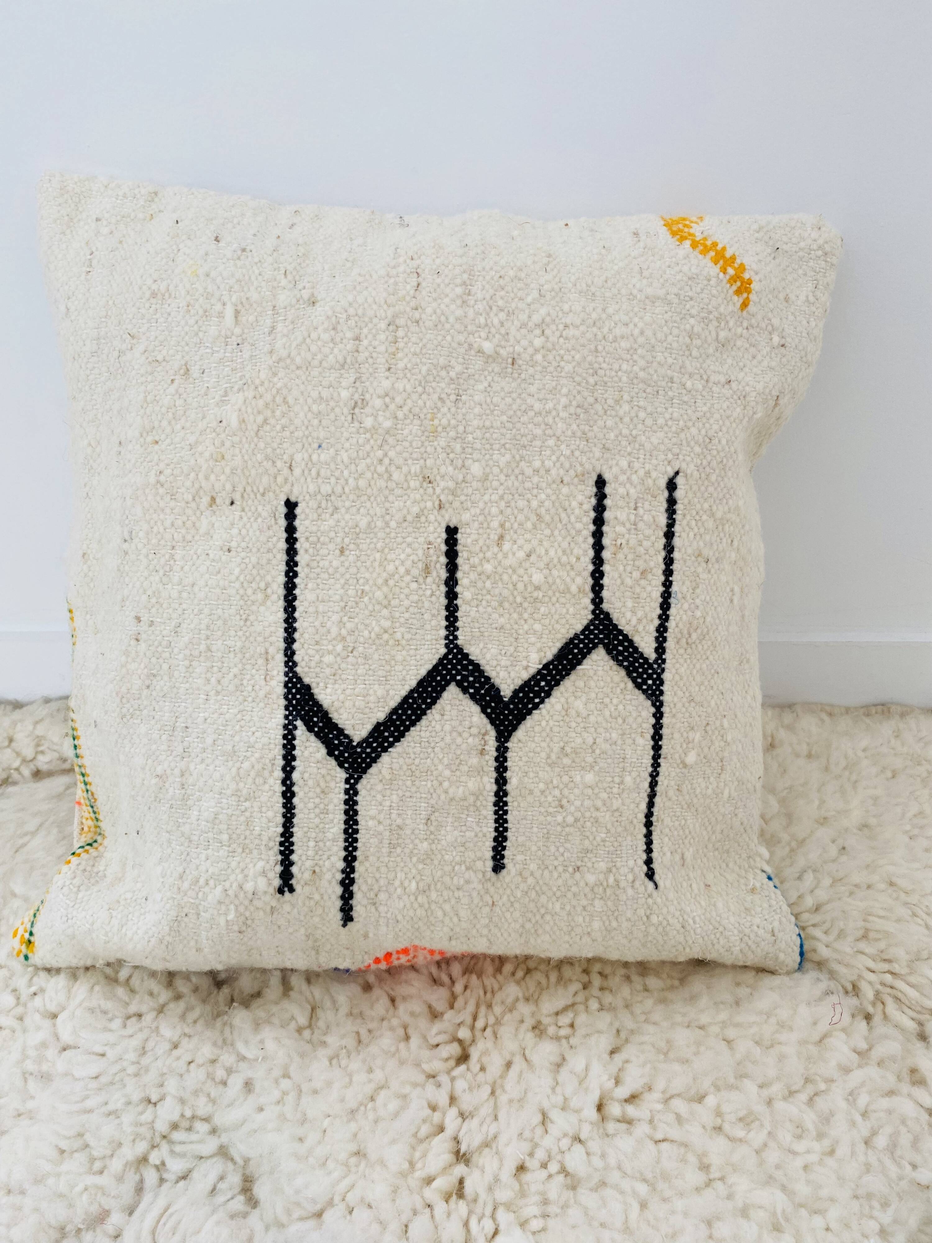 Berber kilim wool cushion cover n°50