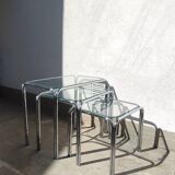 Nesting table