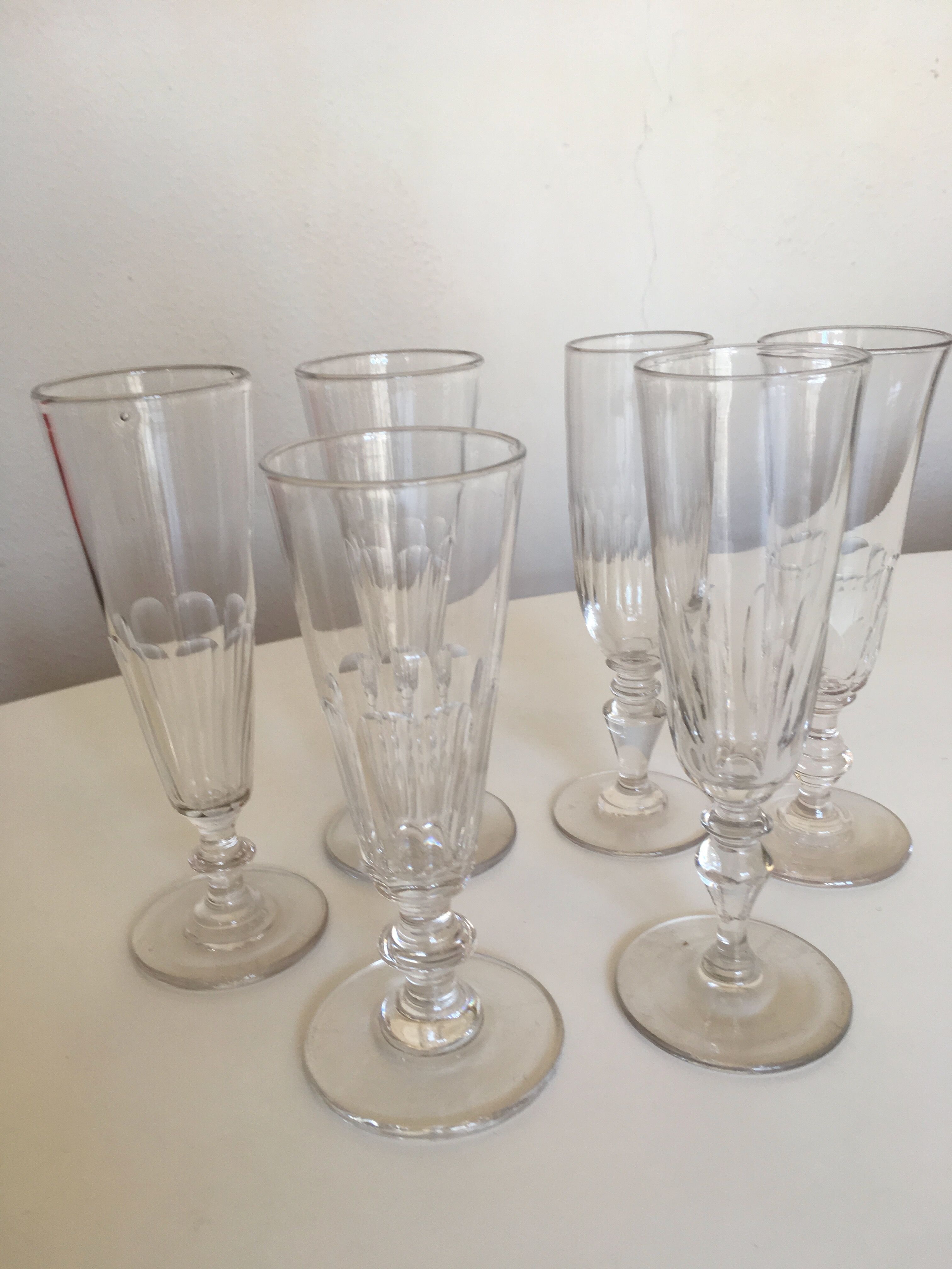 Set of 6 assorted champagne flutes late 19th century cut with cut-offs