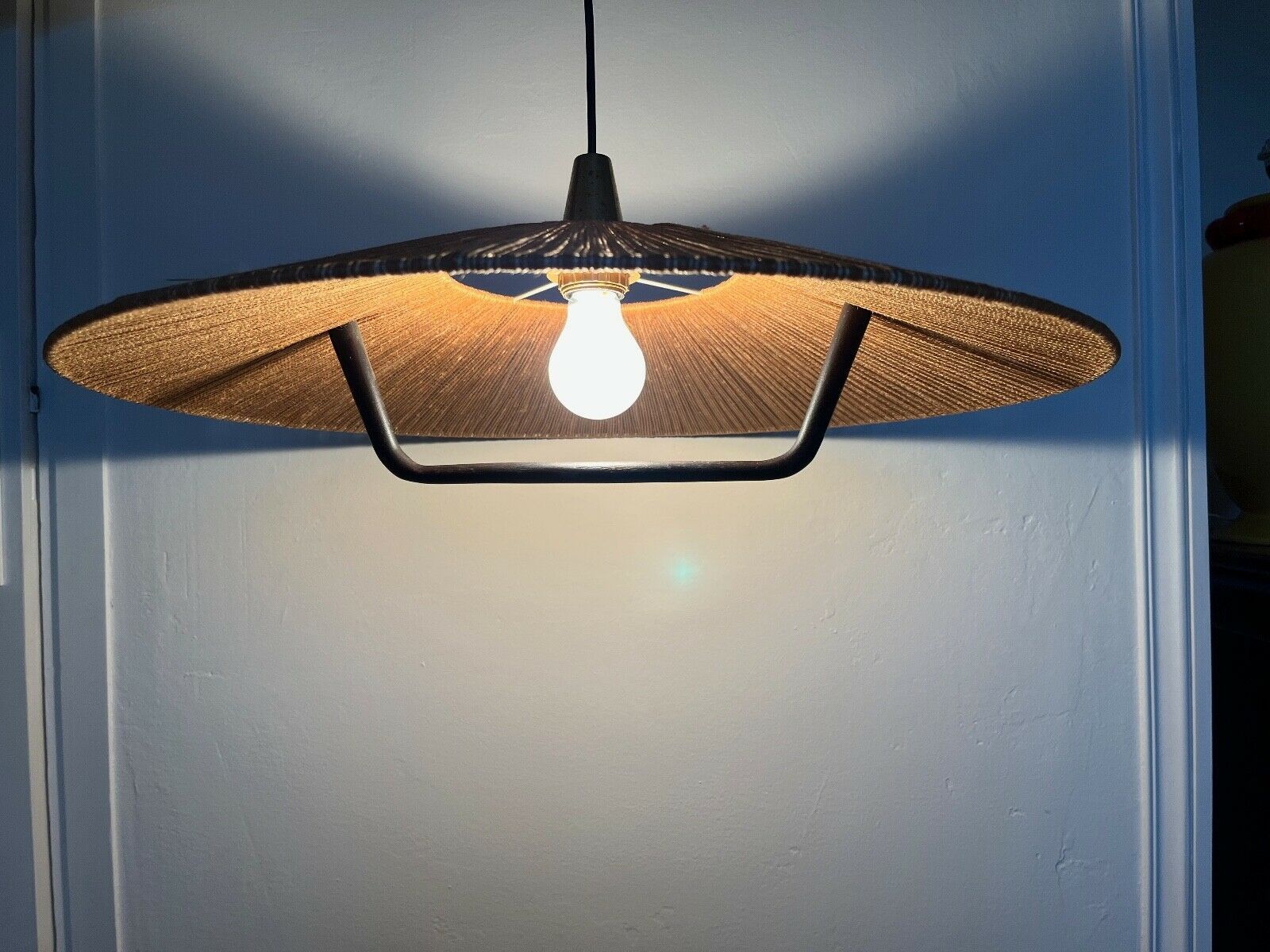 Scandinavian suspension in rope and teak - ufo - 60s 70s