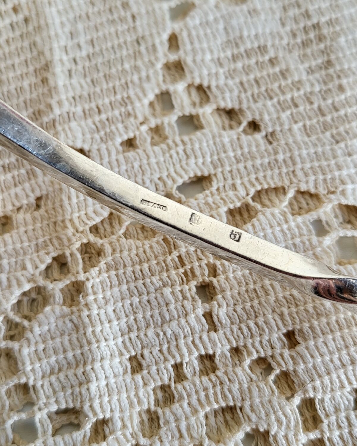 Punch ladle, cocktail, in silver-plated cherry metal.