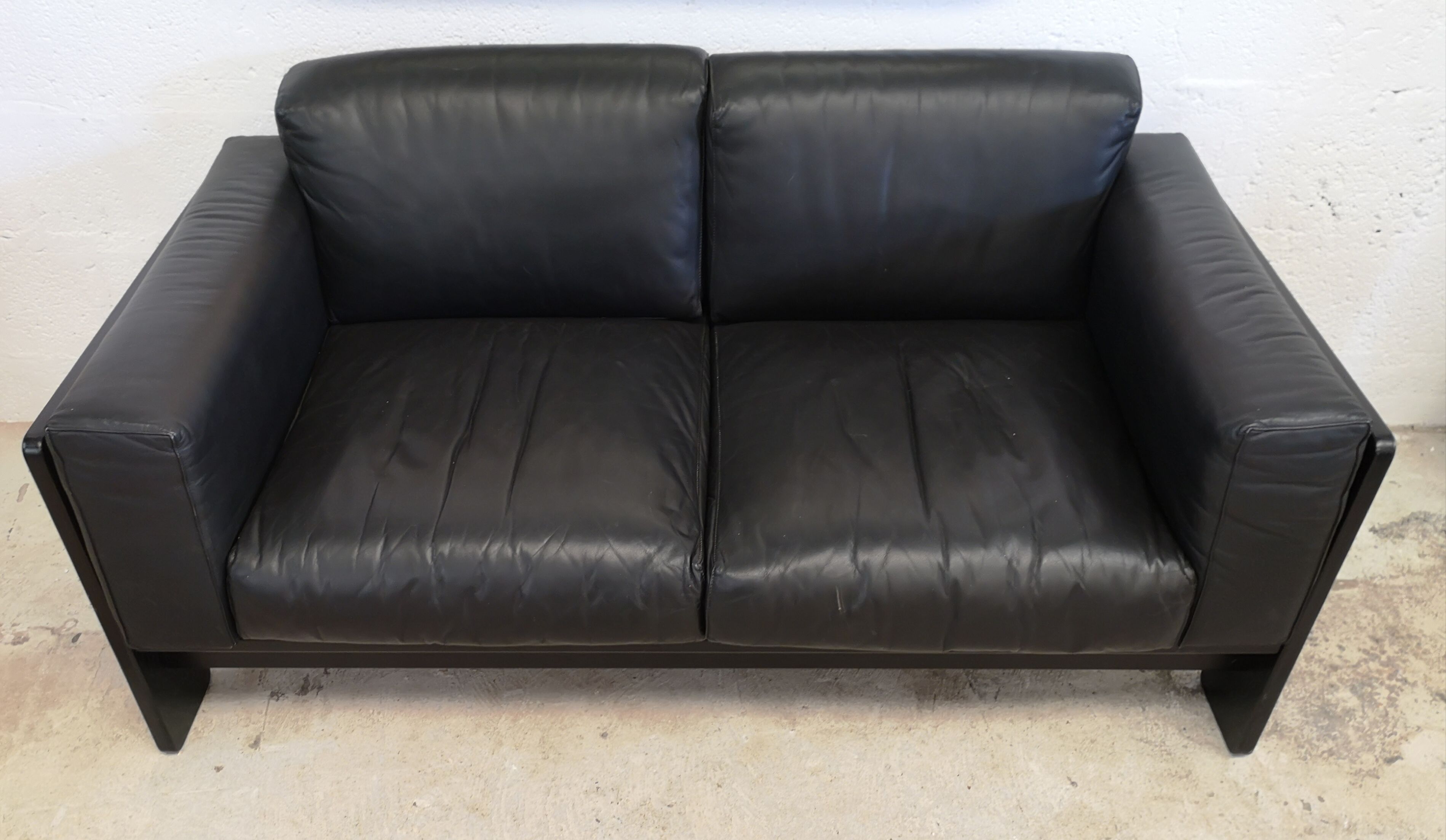 Bastiano by Afra and Tobia Scarpa edition Knoll 60s black leather sofa
