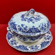 Soup tureen in gien earthenware & its dish, dauphin model delft blue and