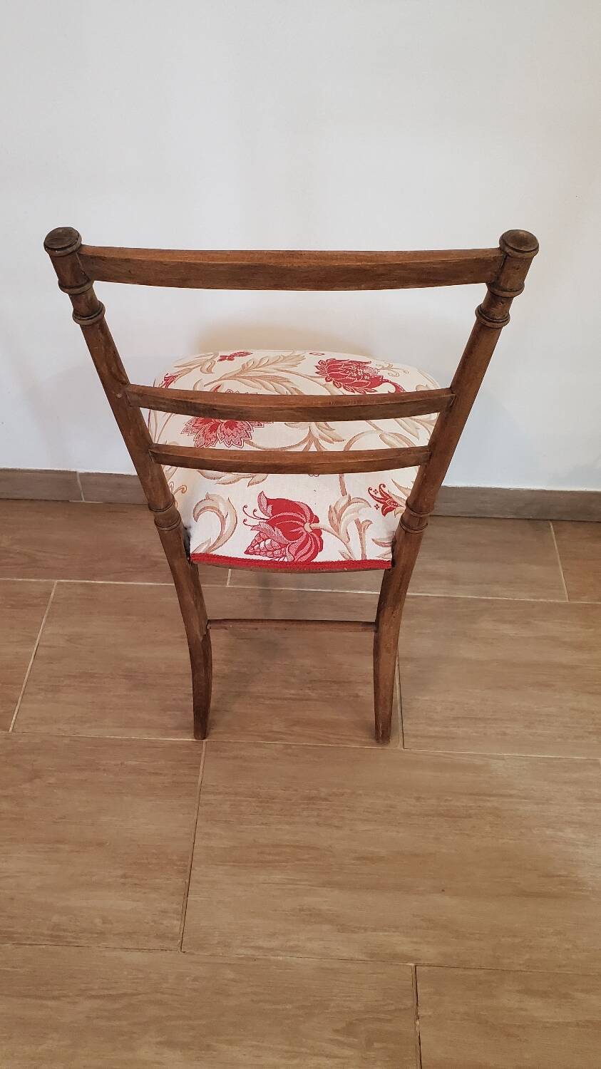 Napoleon 3 music chair