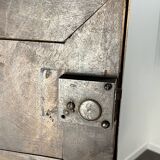 Credenza, carved walnut cabinet from the 17th century Renaissance.