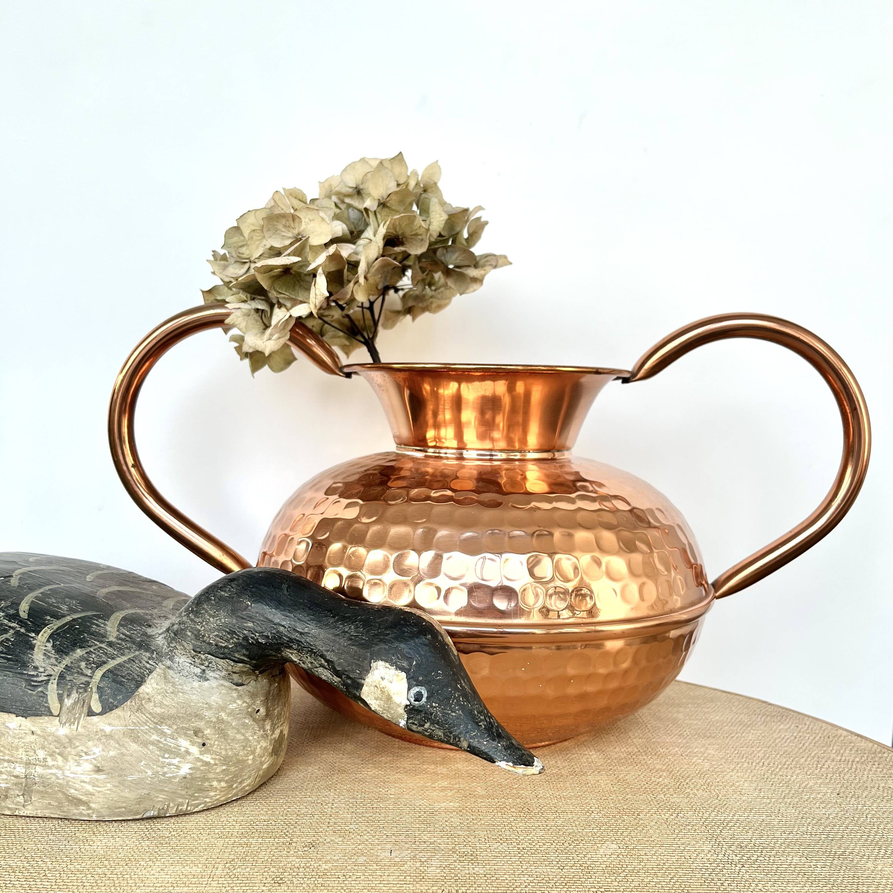 Villedieu hammered copper pot vase with handles, 20th century